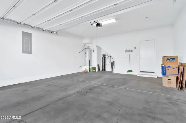 $474,900 | 1959 East Hampton Lane, Unit 102, Gilbert, AZ 85295