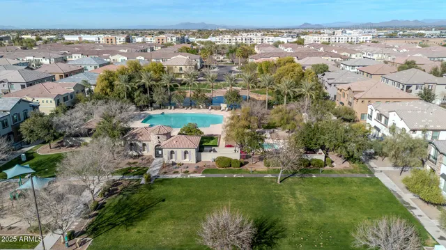 $474,900 | 1959 East Hampton Lane, Unit 102, Gilbert, AZ 85295