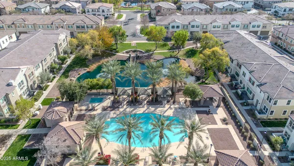 $474,900 | 1959 East Hampton Lane, Unit 102, Gilbert, AZ 85295