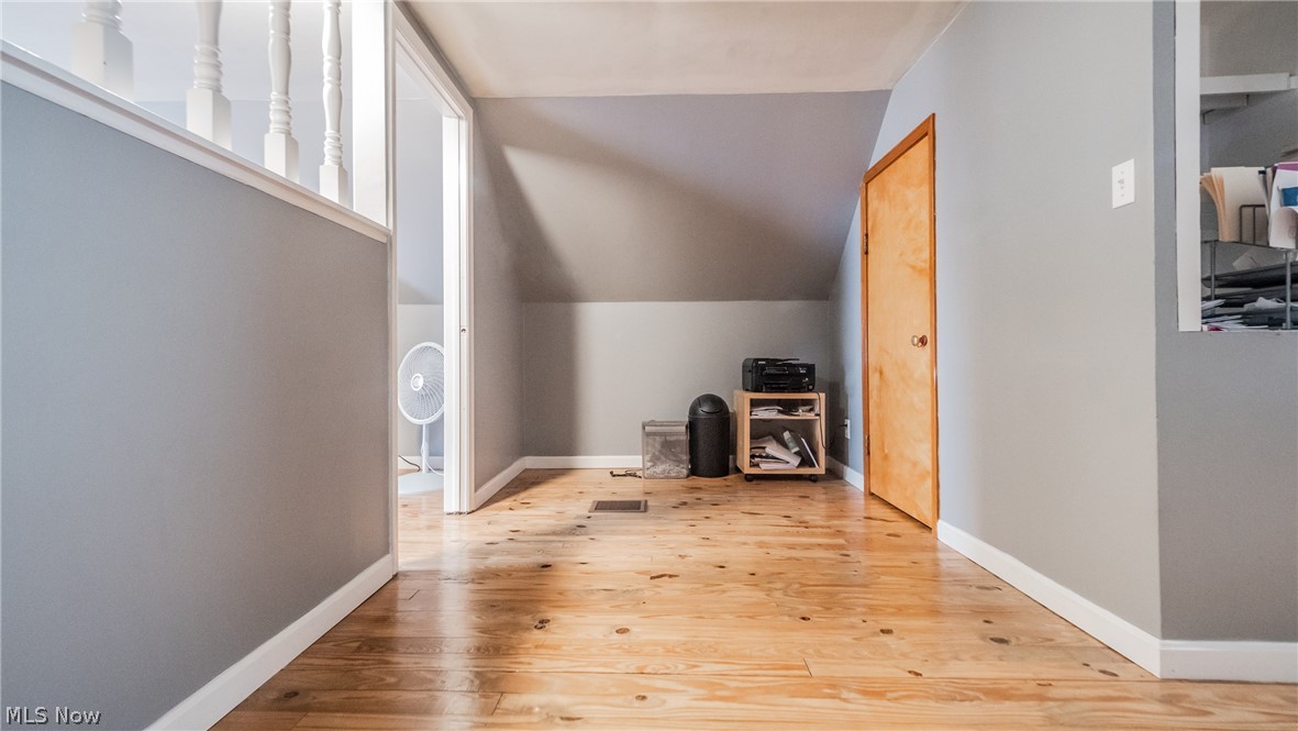 1401 Sheffield Road Cleveland, OH 44121 - Photo 14 of 30 Gallery Image 14