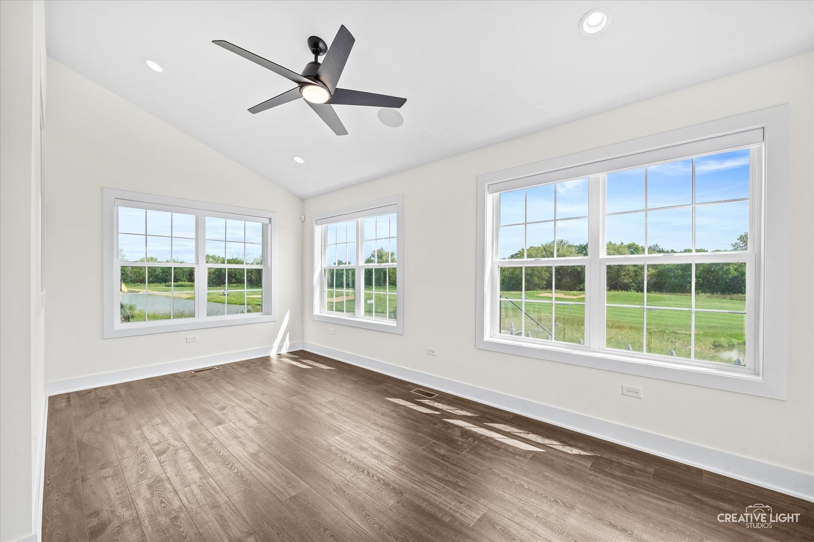 3527 South Riding Ridge Elgin, IL 60124 - Photo 18 of 70 Gallery Image 18