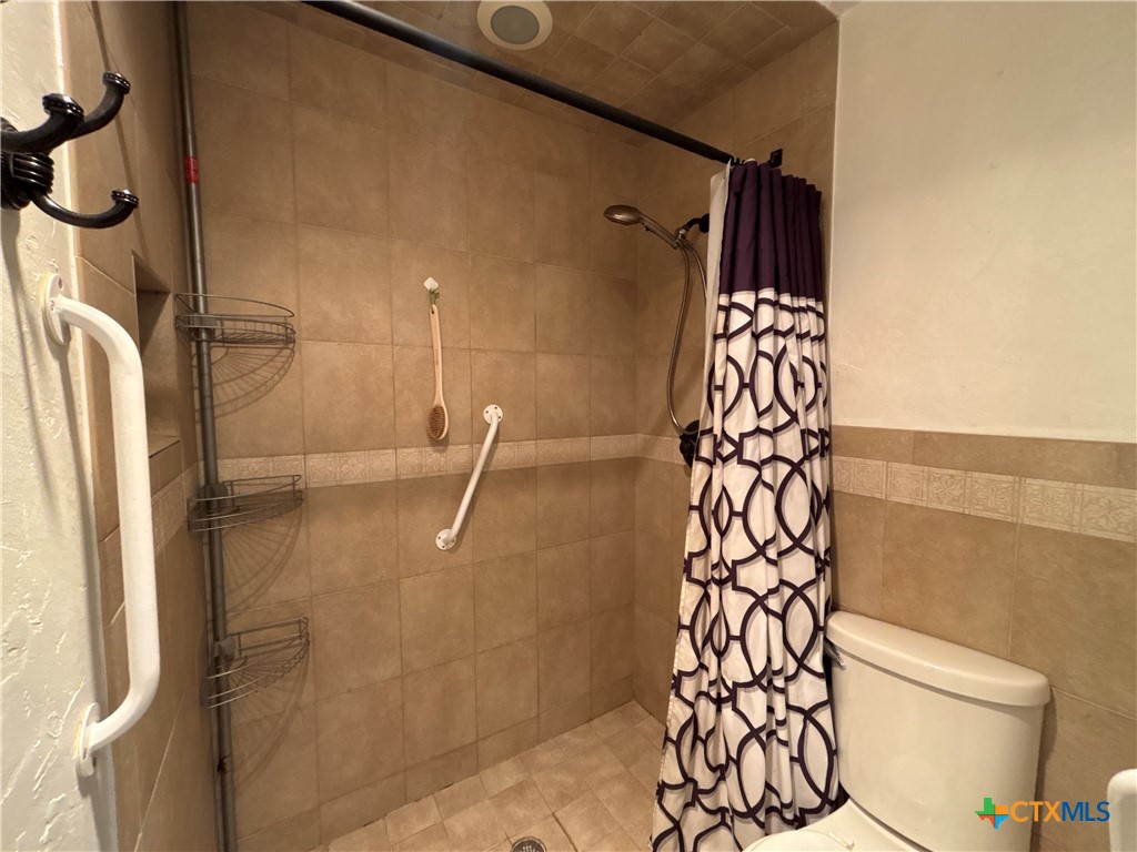 205 Magdalena Drive Victoria, TX 77904 - Photo 18 of 19