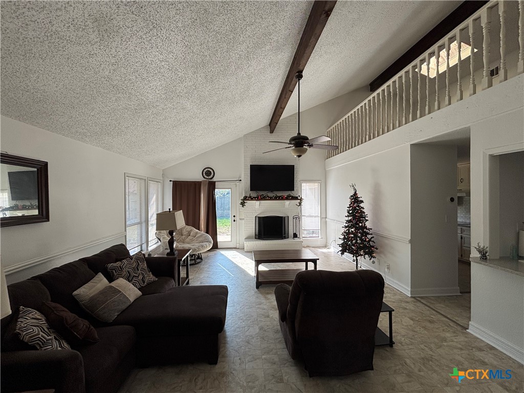 205 Magdalena Drive Victoria, TX 77904 - Photo 3 of 19