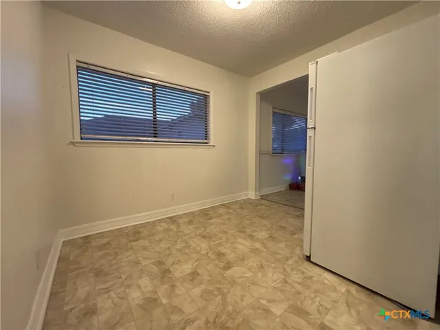 $2,600 | 205 Magdalena Drive, Victoria, TX 77904