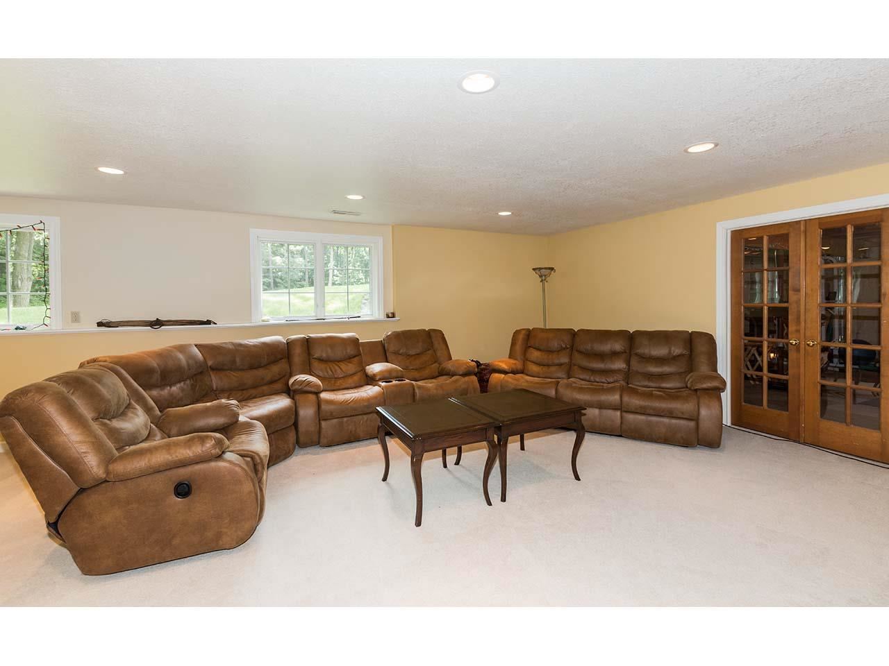 6280 Sentinel Road Rockford, IL 61107 - Photo 11 of 25 Gallery Image 11