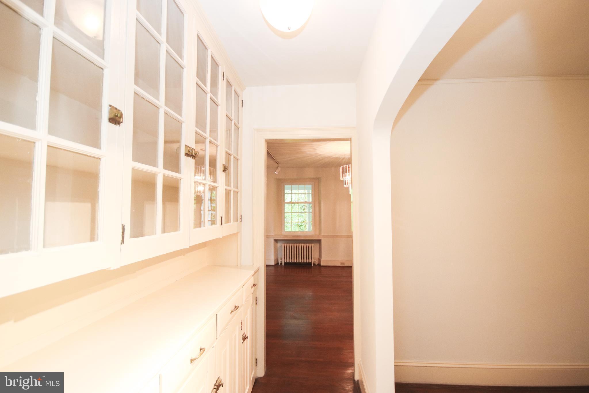 Butler's pantry