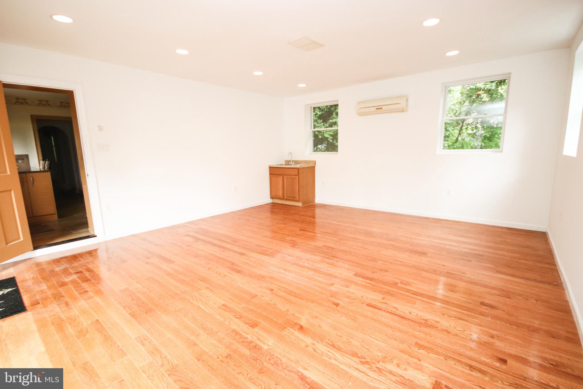 765 Wooded Road Jenkintown, PA 19046 - Photo 10 of 44 Family room / Studio