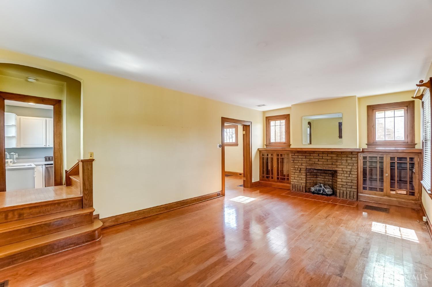 2905 Ruehlman Place Cincinnati, OH 45211 - Photo 6 of 36 Gallery Image 6