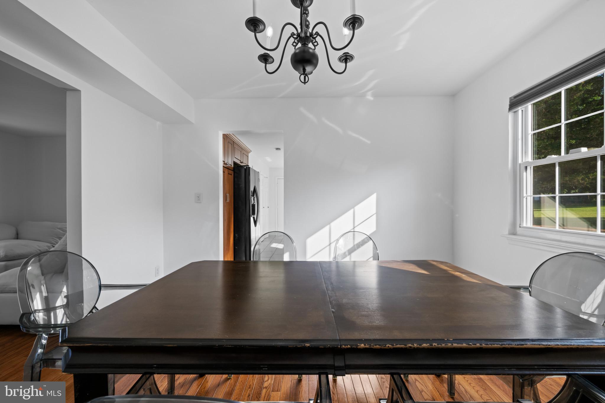 13054 Tarragon Road Reisterstown, MD 21136 - Photo 21 of 68 Dining room