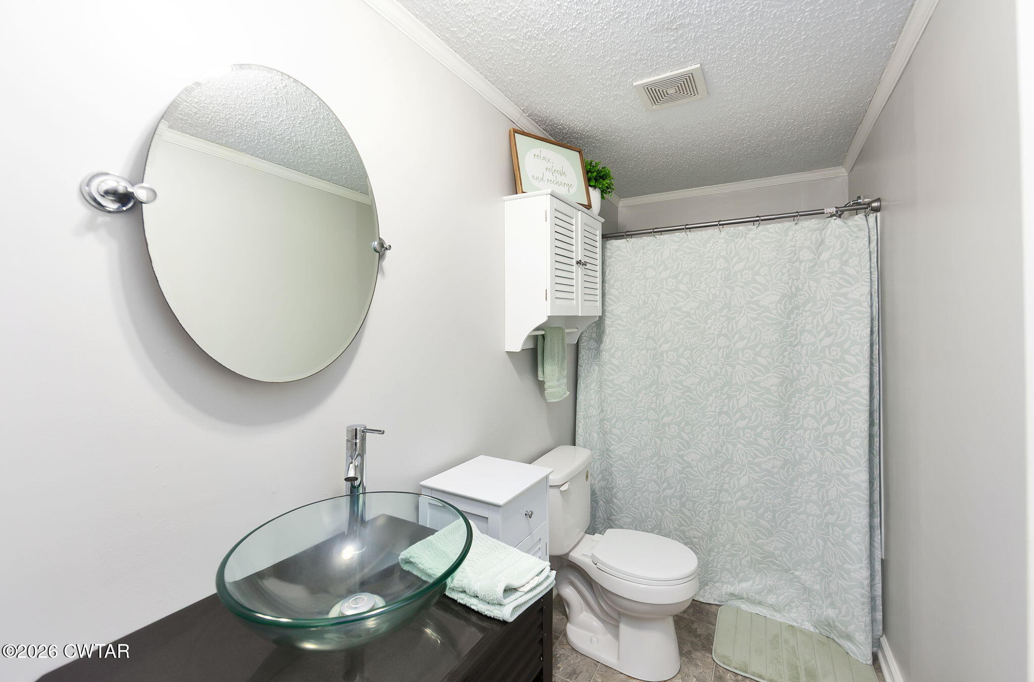 468 Red Lane Jackson, TN 38301 - Photo 14 of 17 Bathroom