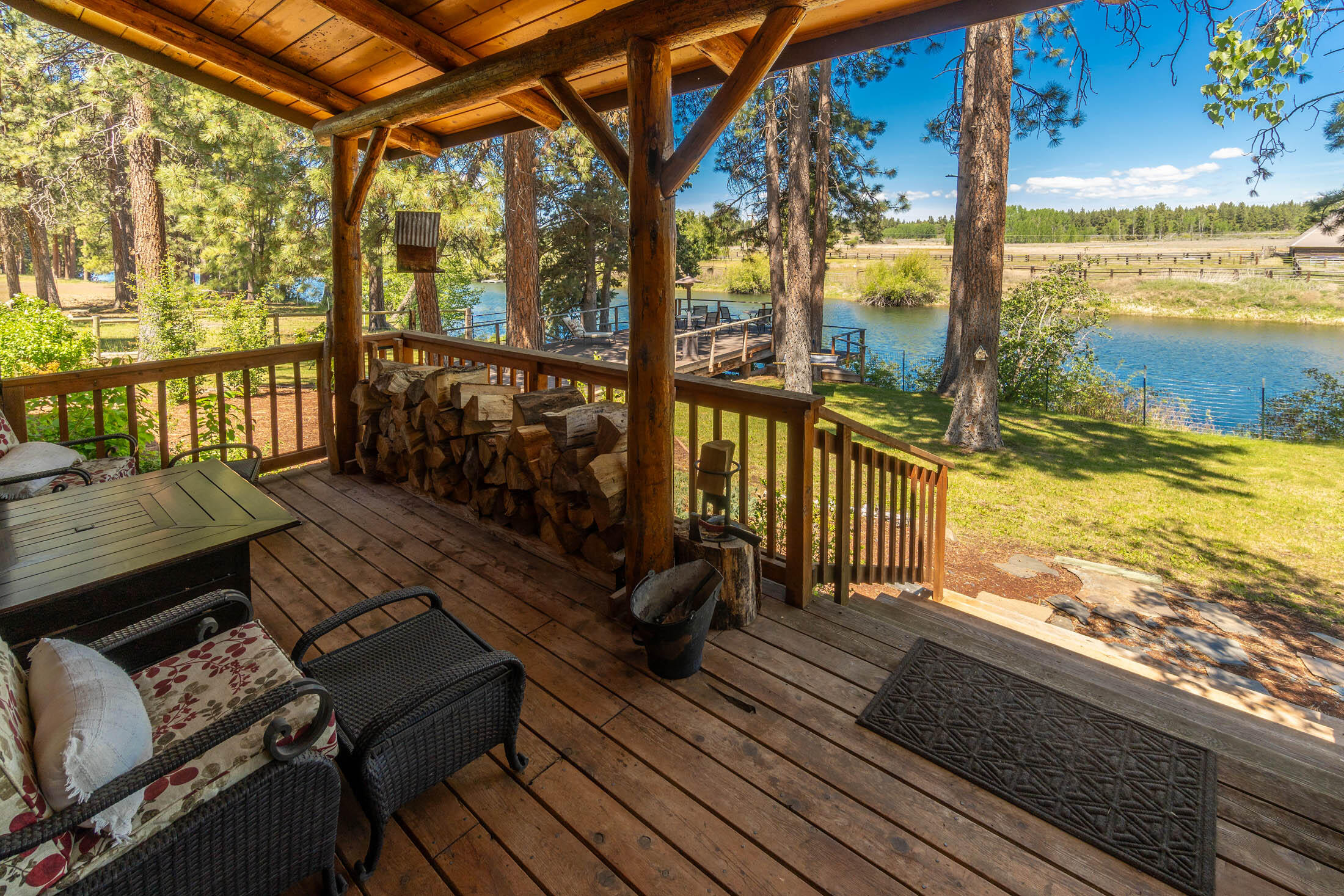 32907 River Bend Road Chiloquin, OR 97624 - Photo 29 of 83 a view of a balcony with chairs