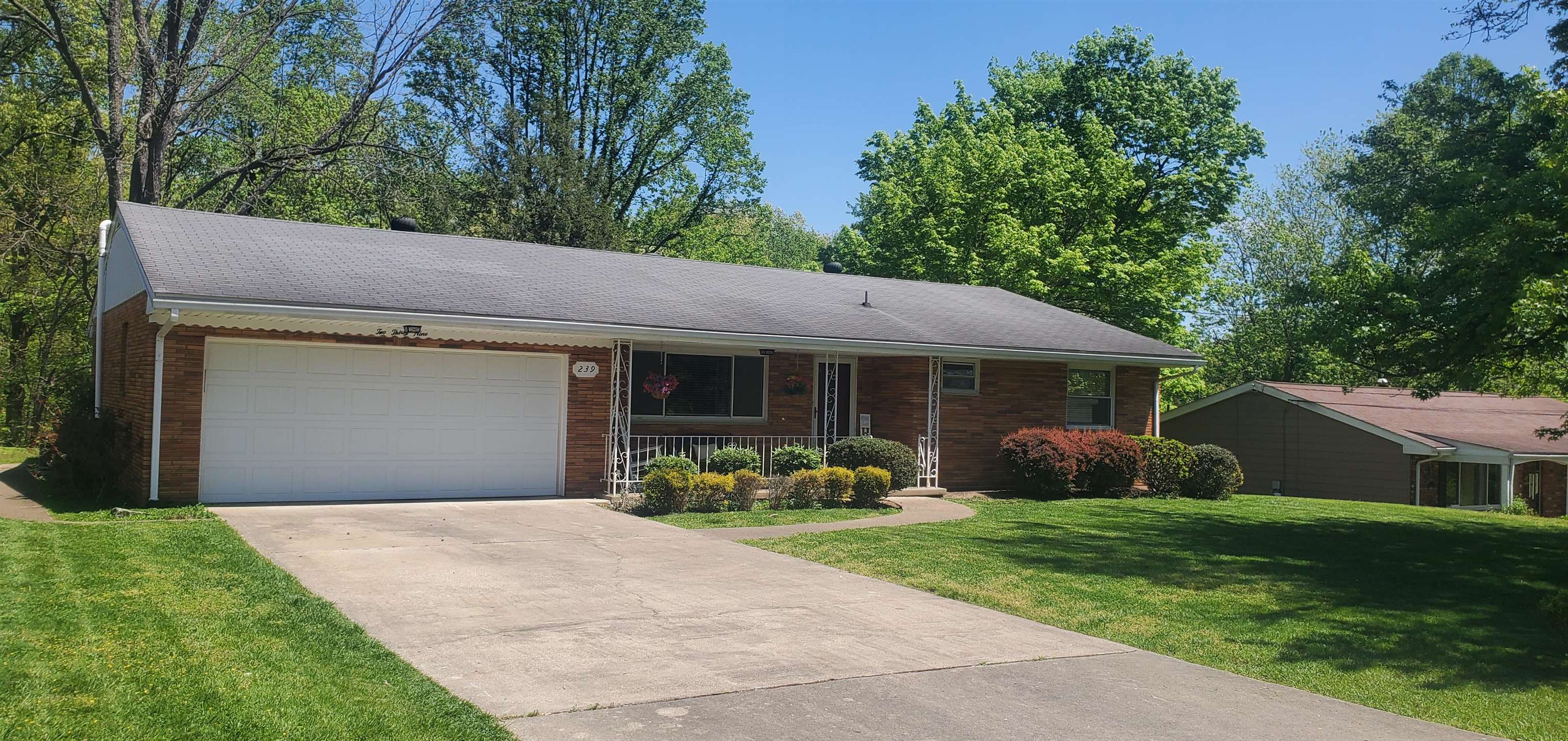 239 Robin Road Russell, KY 41169 - Photo 2 of 21 Gallery Image 2