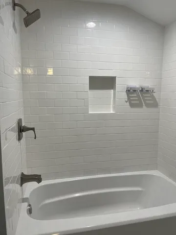 $3,500 | 22 Bowstring Way, Unit 32, Marlborough, MA 01752