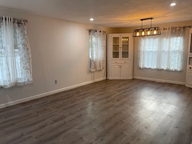 $3,500 | 22 Bowstring Way, Unit 32, Marlborough, MA 01752