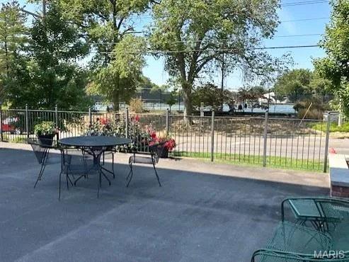 $314,900 | 450 West Adams Avenue, Unit 18, Kirkwood, MO 63122