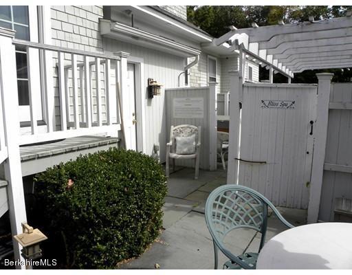 335 Federal Street Greenfield, MA 01301 - Photo 21 of 30