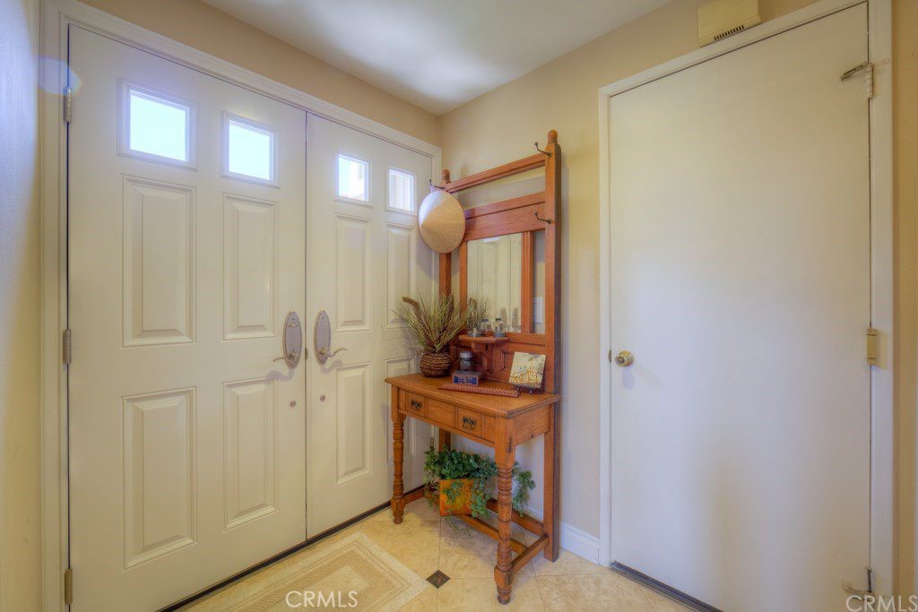 5568 Orange Cypress, CA 90630 - Photo 10 of 25