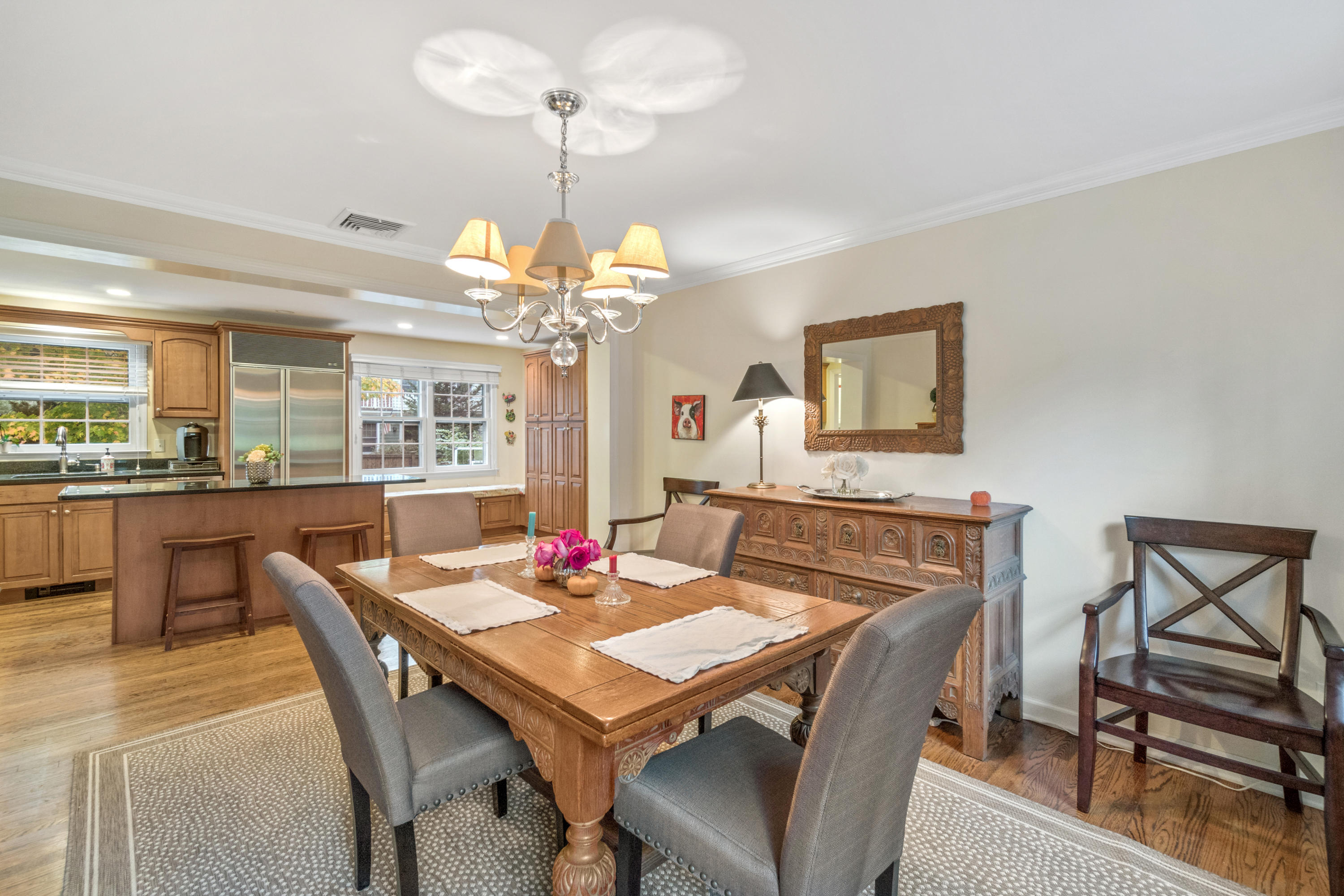 4 Holly Road New Canaan, CT 06840 - Photo 12 of 29 11