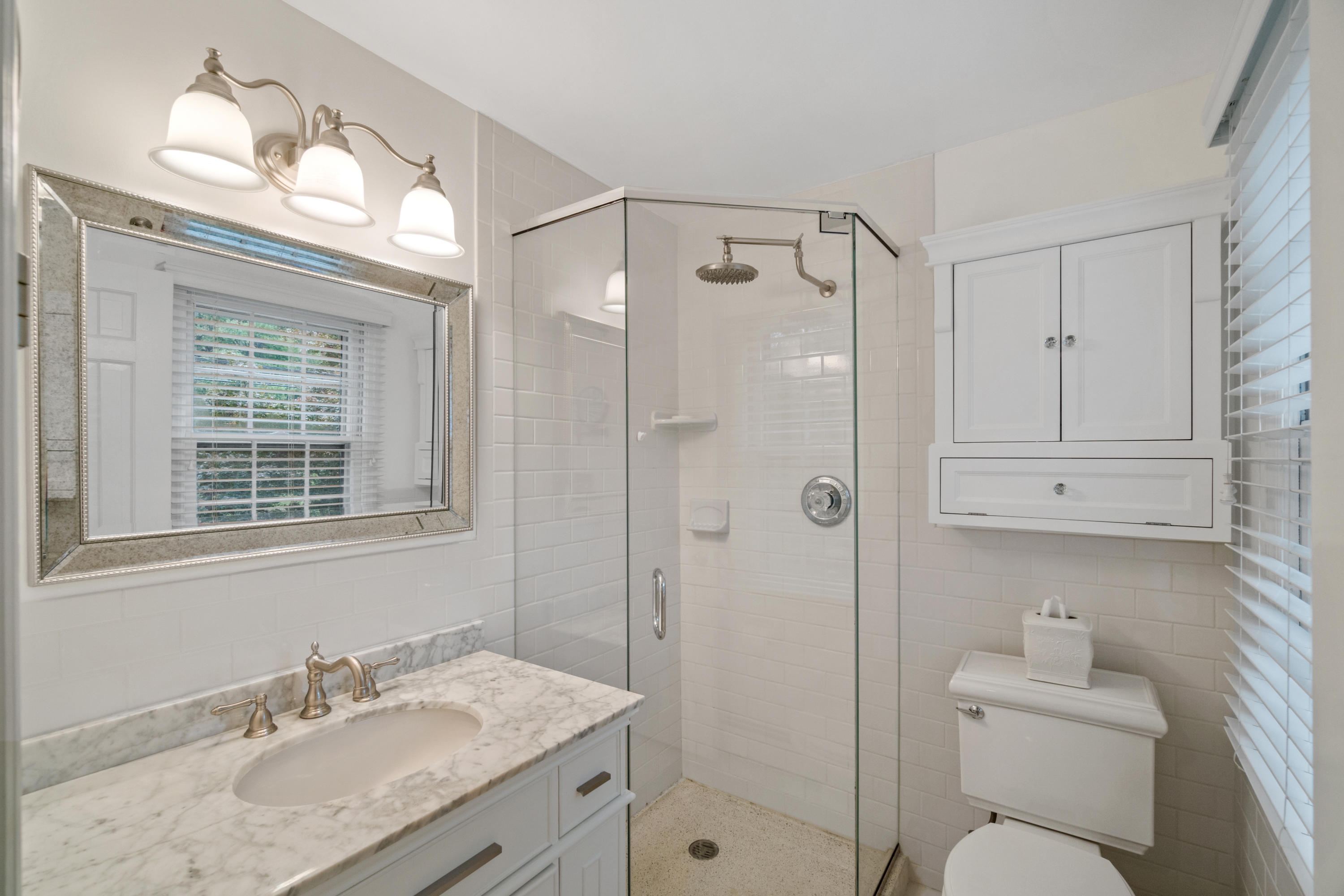 4 Holly Road New Canaan, CT 06840 - Photo 19 of 29 28