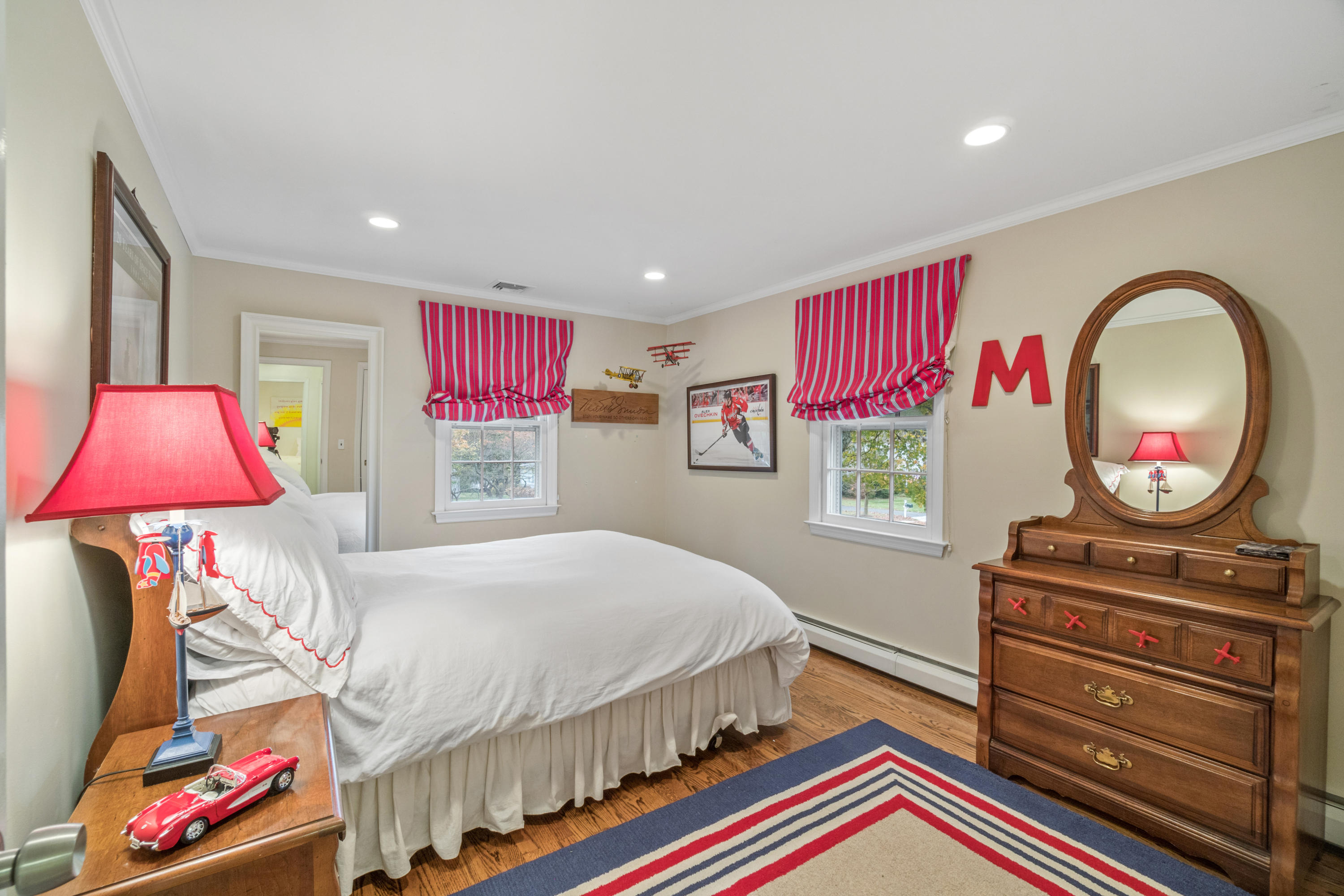 4 Holly Road New Canaan, CT 06840 - Photo 20 of 29 29