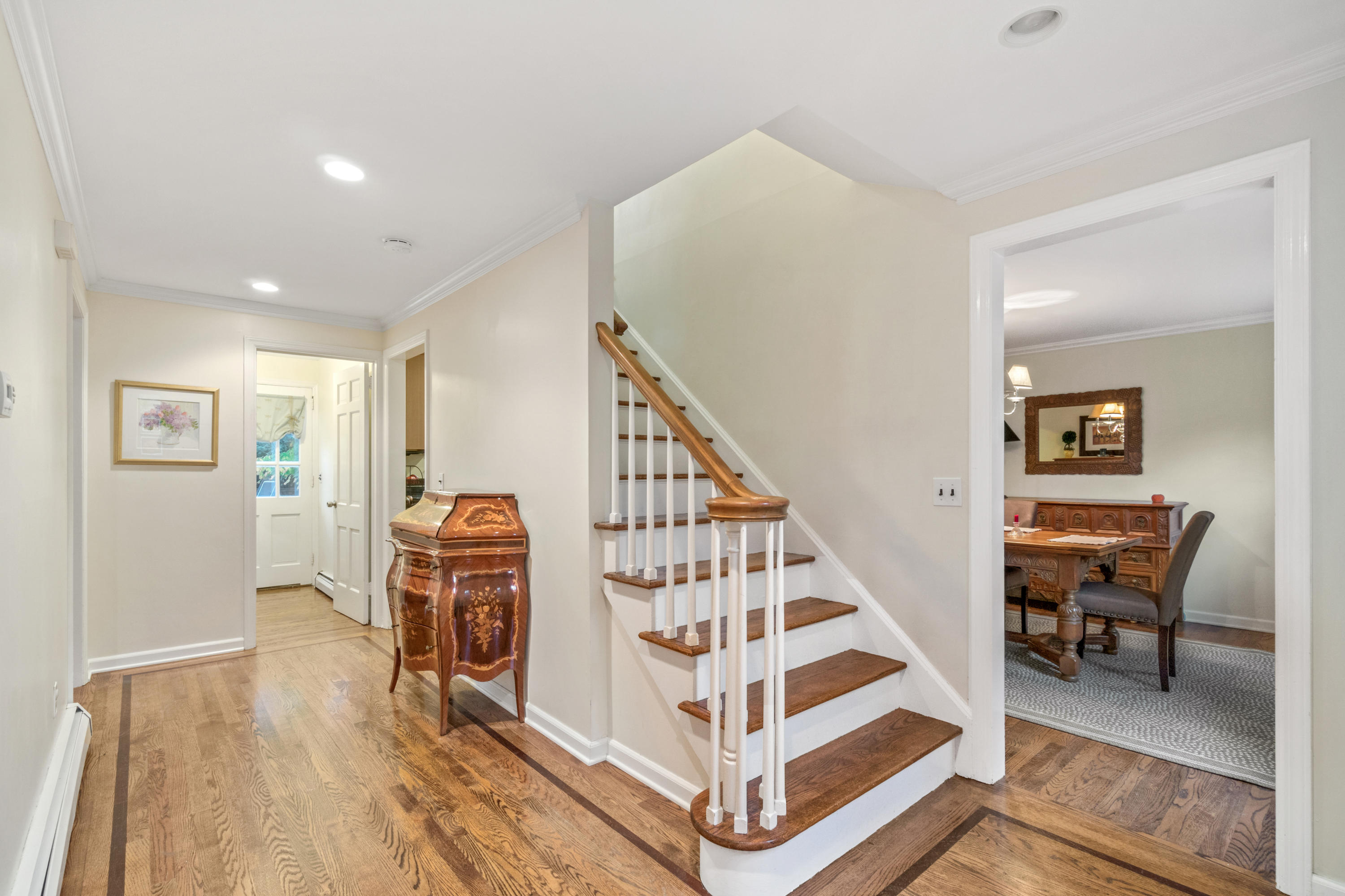 4 Holly Road New Canaan, CT 06840 - Photo 2 of 29 3