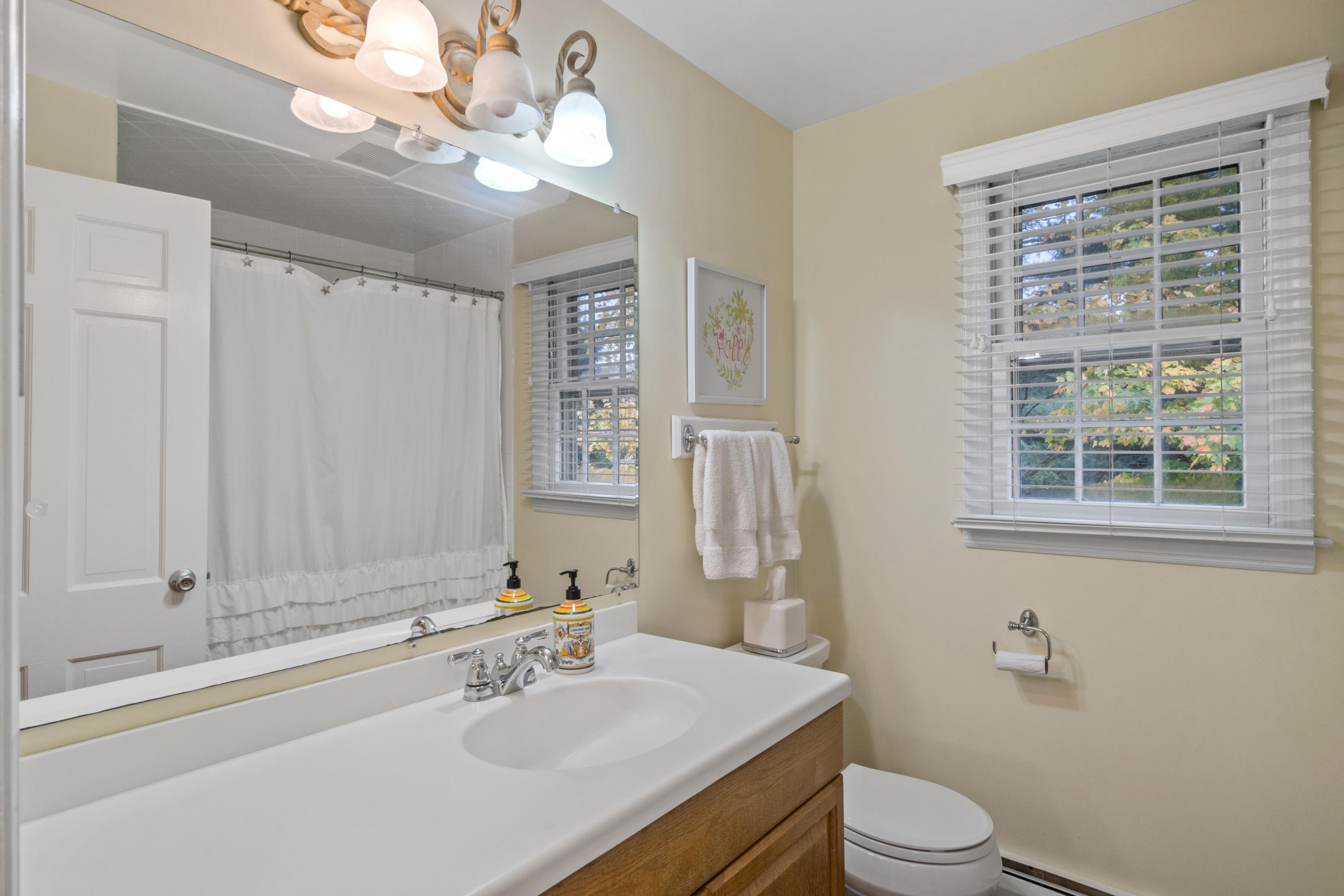 4 Holly Road New Canaan, CT 06840 - Photo 21 of 29 30