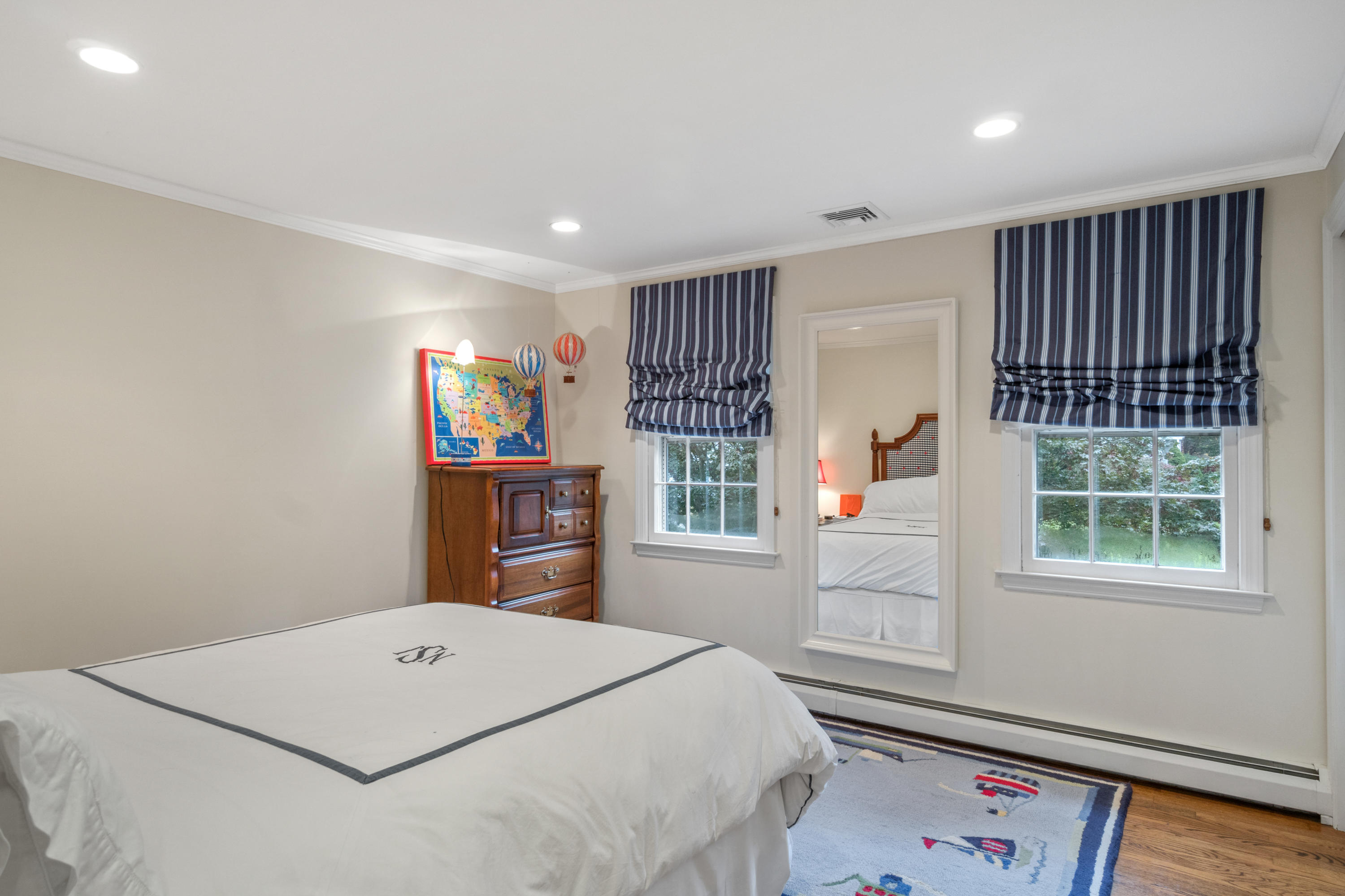 4 Holly Road New Canaan, CT 06840 - Photo 22 of 29 31