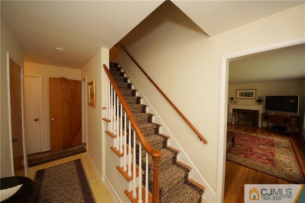 141 Red Hill Road East Princeton, NJ 08540 - Photo 2 of 25 Gallery Image 2