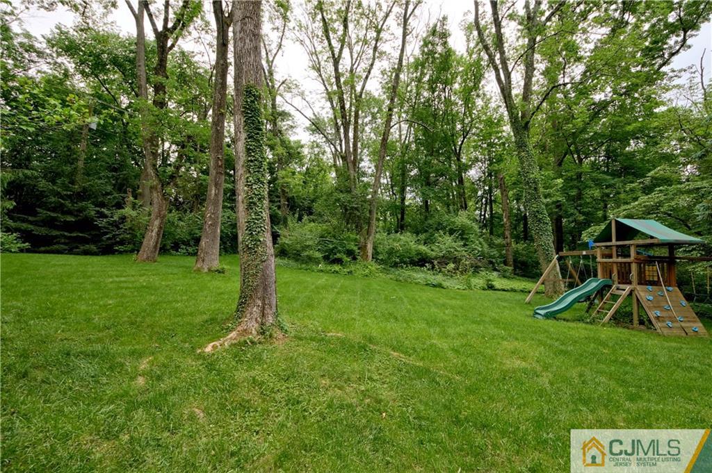 141 Red Hill Road East Princeton, NJ 08540 - Photo 21 of 25 Gallery Image 21