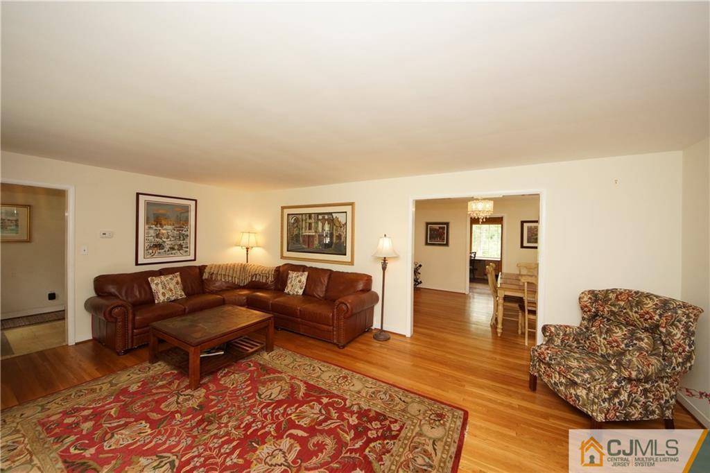 141 Red Hill Road East Princeton, NJ 08540 - Photo 4 of 25 Gallery Image 4