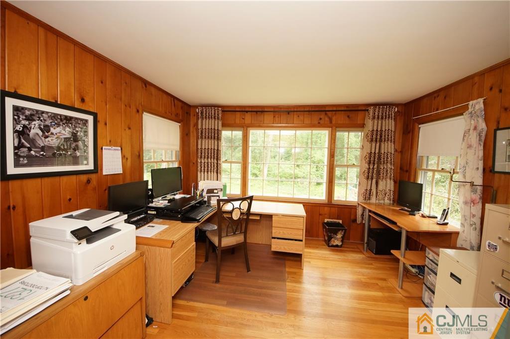 141 Red Hill Road East Princeton, NJ 08540 - Photo 8 of 25 Gallery Image 8