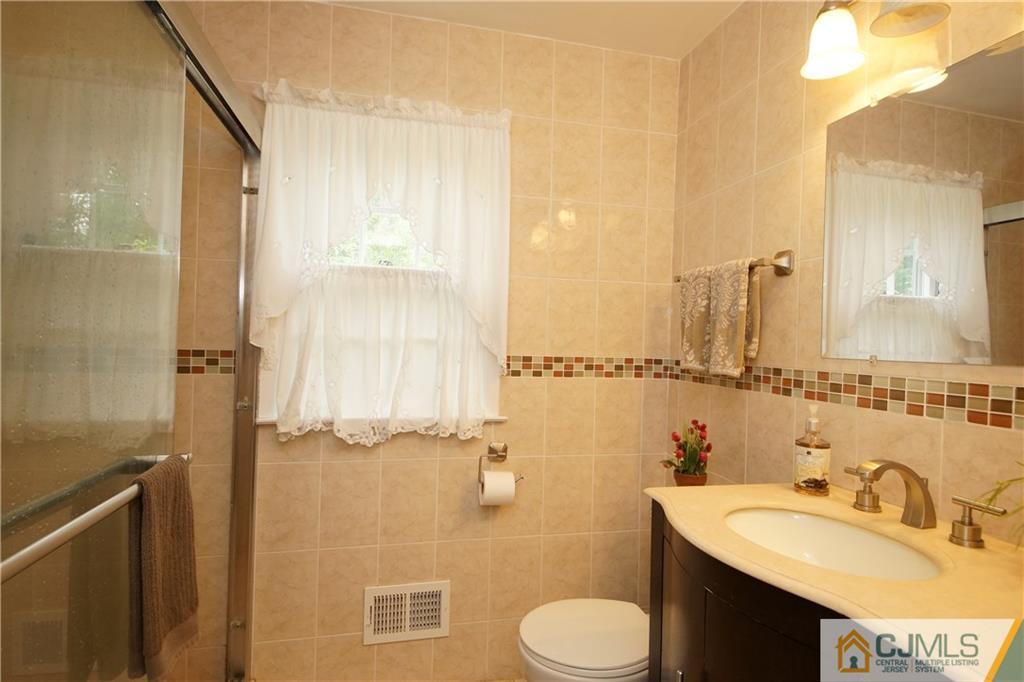 141 Red Hill Road East Princeton, NJ 08540 - Photo 9 of 25 Gallery Image 9
