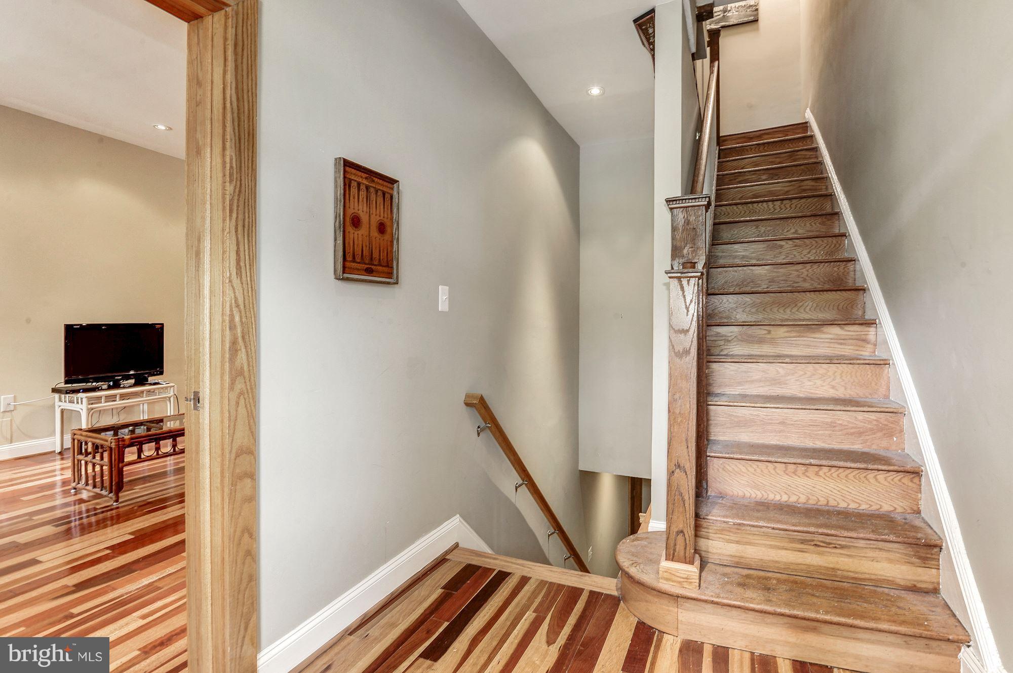 1933 Park Road Northwest Washington, DC 20010 - Photo 3 of 29 Interior (General)