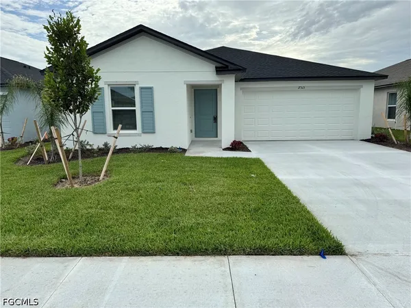 $2,199 | 17313 Cantu Court, North Fort Myers, FL 33917