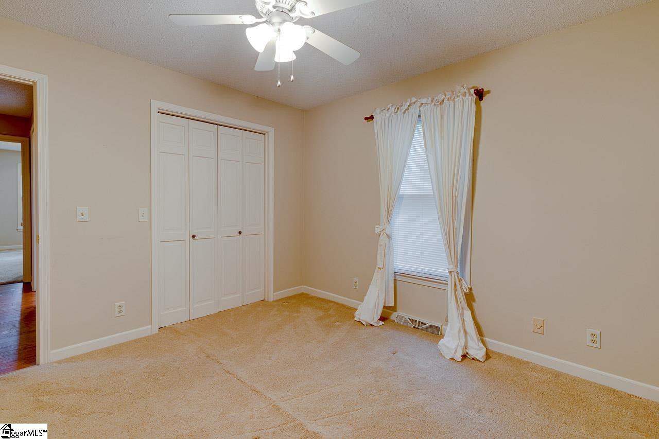 10 Club Pointe Taylors, SC 29687 - Photo 16 of 33