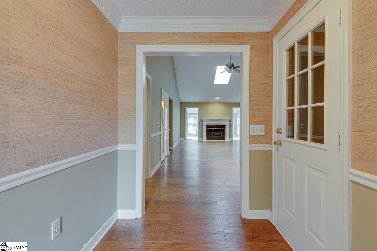 10 Club Pointe Taylors, SC 29687 - Photo 4 of 33