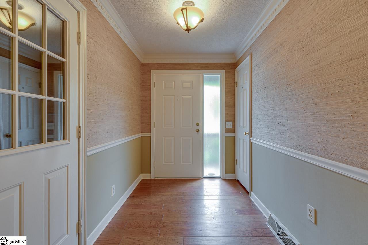 10 Club Pointe Taylors, SC 29687 - Photo 5 of 33