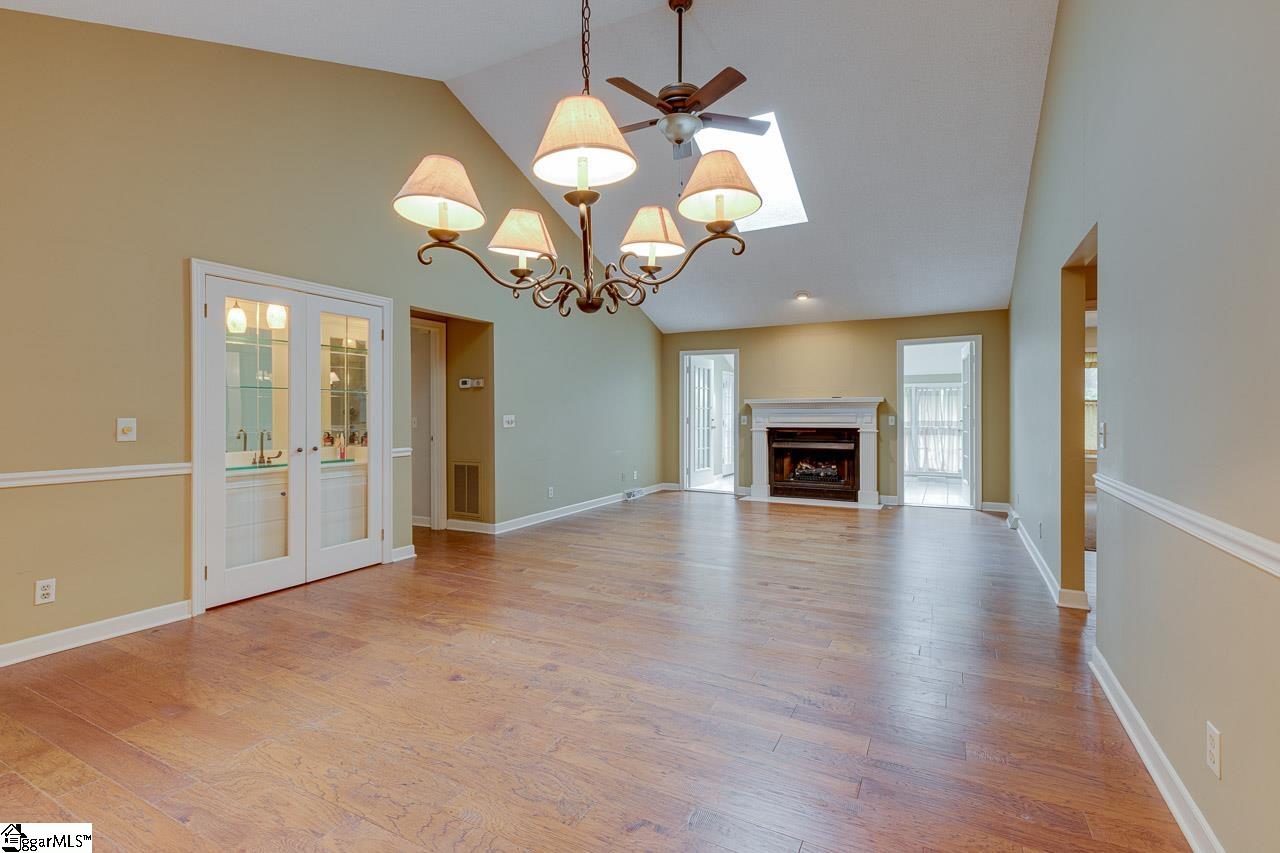 10 Club Pointe Taylors, SC 29687 - Photo 7 of 33