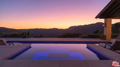 $4,450,000 | 33330 Hassted Drive, Malibu, CA 90265