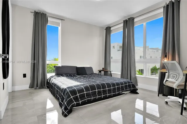 $925,000 | 6611 Northwest 105th Avenue, Doral, FL 33178