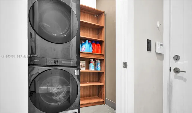 $925,000 | 6611 Northwest 105th Avenue, Doral, FL 33178