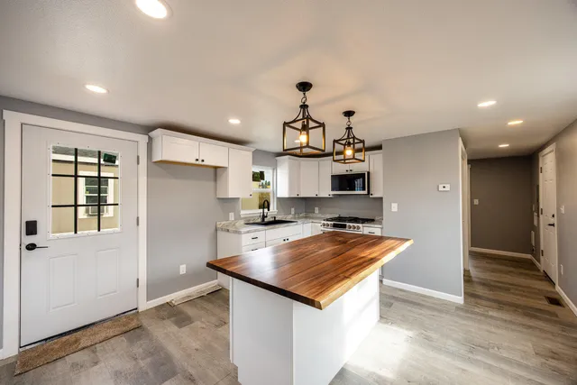 $85,000 | 5901 Coffeen Avenue, Unit 60, Sheridan, WY 82801