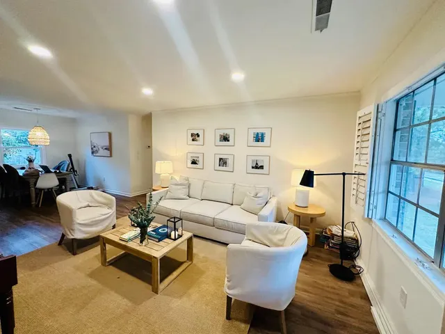 $2,550 | 936 Lansing Drive, Unit D, Mount Pleasant, SC 29464