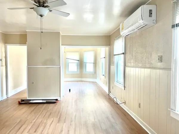 $1,750 | 155 Whitman Street, Unit 2, New Bedford, MA 02745