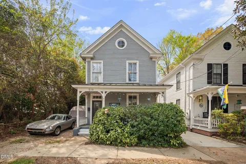 $900,000 | 218 Pace Street, Raleigh, NC 27604