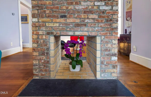 $900,000 | 218 Pace Street, Raleigh, NC 27604