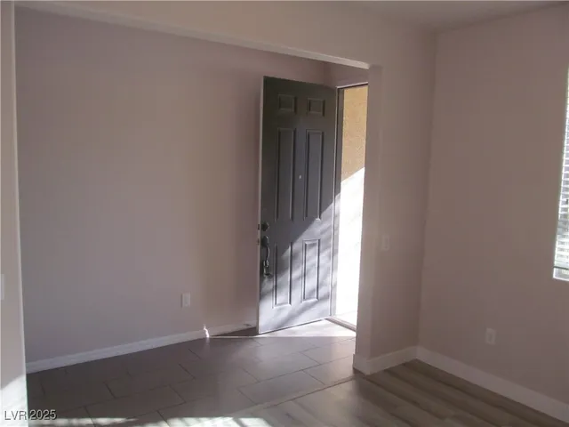 $2,550 | 7622 Canyon Diablo Road, Las Vegas, NV 89179