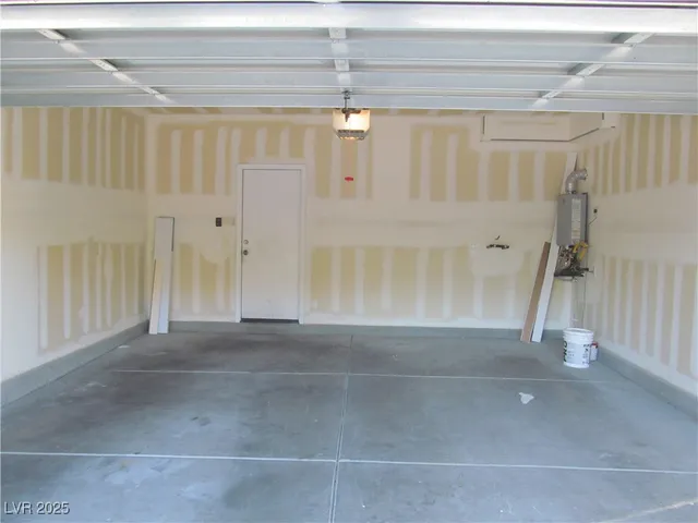 $2,550 | 7622 Canyon Diablo Road, Las Vegas, NV 89179