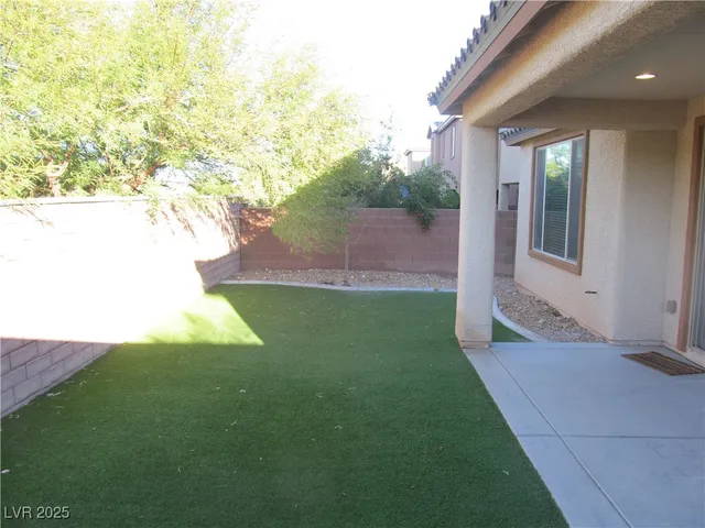 $2,558 | 7622 Canyon Diablo Road, Las Vegas, NV 89179