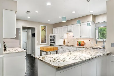 $875,000 | 5209 Harbor Town Drive, Dallas, TX 75287